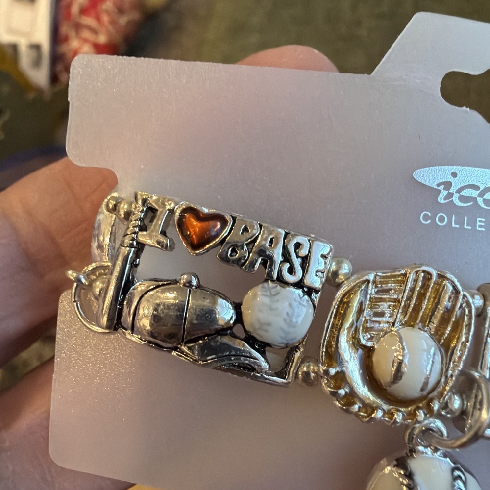 Baseball Mom‎ Jewelry Lot Pin Brooch Bracelet Necklace Charm Sports Theme - Picture 4 of 9